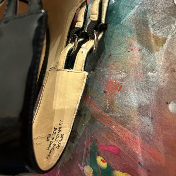 Guess Black Patent Leather Heels - Size 8.5 - Picture 3 of 8